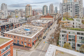 1188-1189 Hamilton St in Vancouver, BC - Building Photo - Building Photo