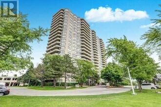 1-2071 Greystone Walk Dr in Toronto, ON - Building Photo - Building Photo