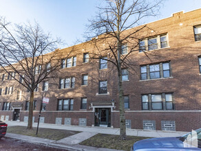 1504 W Roscoe St, Unit 2W in Chicago, IL - Building Photo - Building Photo