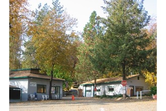 Lakeshore Villa RV Park in Lakehead, CA - Building Photo - Building Photo