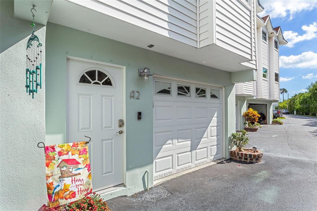 19201 Vista Ln in Indian Shores, FL - Foto de edificio