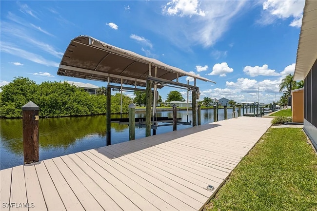 property at 2115 St Croix Ave