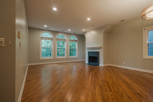1527 N Hudson Ave in Chicago, IL - Building Photo - Building Photo