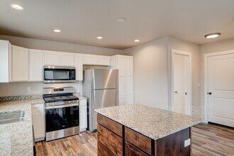 517 Sparrow Rd in Kalispell, MT - Building Photo - Building Photo