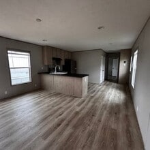 7803 St Andrews Church Rd in Louisville, KY - Building Photo - Building Photo