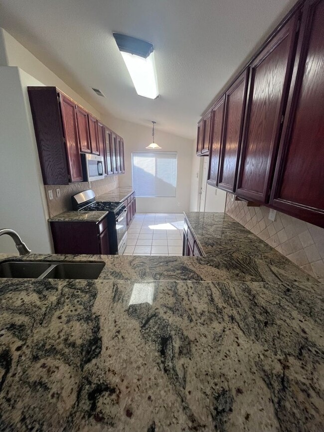 4150 Munich Ct in Sacramento, CA - Building Photo - Building Photo