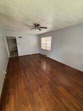 924 Elias Ave in St. Louis, MO - Building Photo - Building Photo