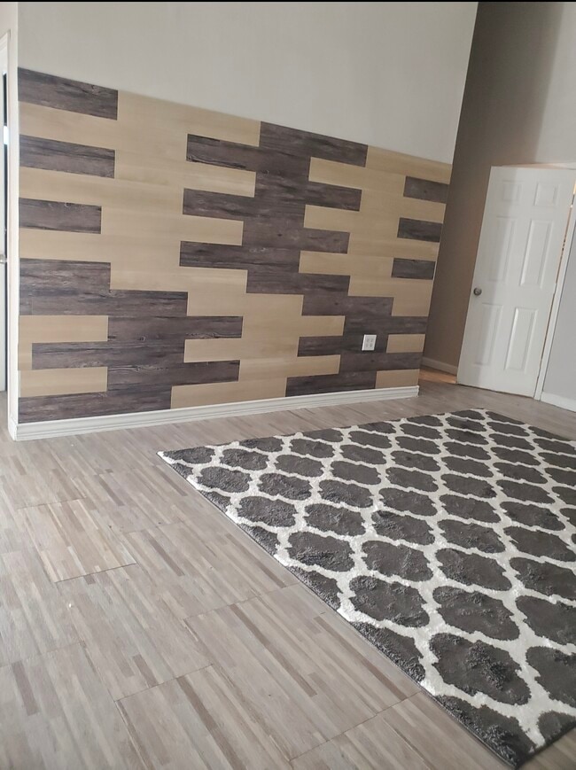 1305 Palm St in Henderson, NV - Building Photo - Building Photo