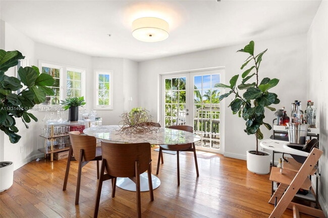 property at 1415 Sunset Harbour Dr