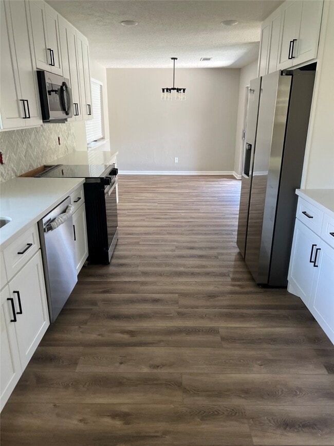 305 Heathgate Dr in Houston, TX - Building Photo - Building Photo