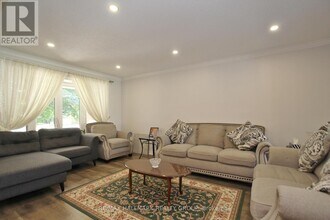 2143 Johnston Rd in Ottawa, ON - Building Photo - Building Photo