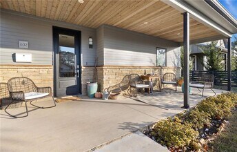 632 Bella Vista Rd in Bentonville, AR - Building Photo - Building Photo