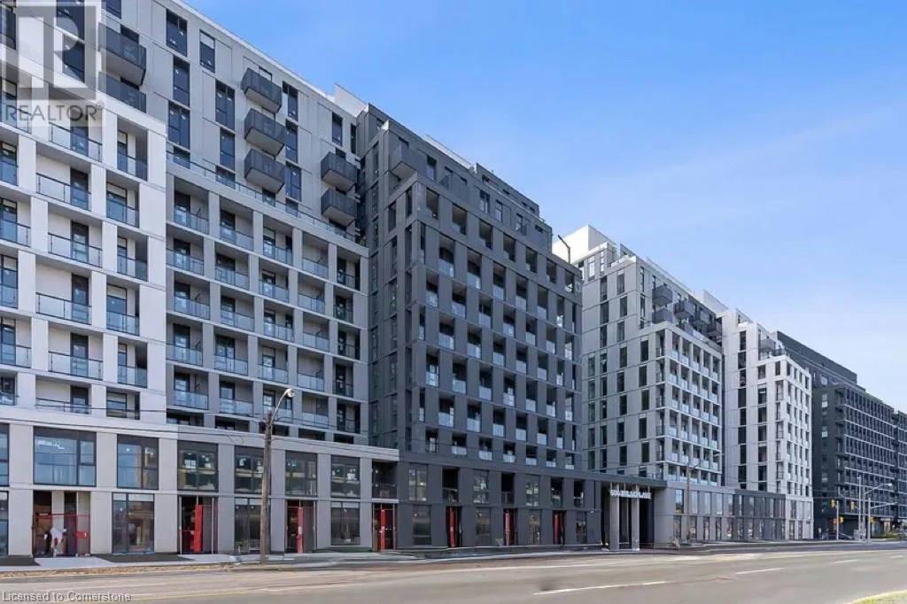 500 Wilson Ave in Toronto, ON - Building Photo