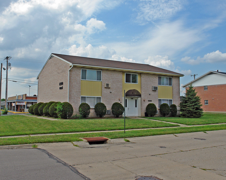 1280 Cloverfield Ave in Dayton, OH - Building Photo