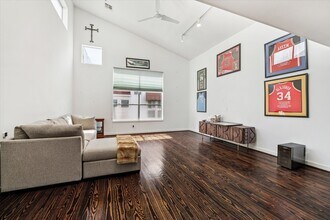 2954 Commerce St in Houston, TX - Building Photo - Building Photo