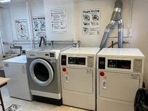 2613 Bergenline Ave, Unit 2613 Bergenline ave in Union City, NJ - Building Photo - Building Photo