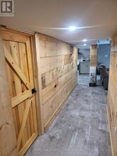 56 Argyle Crescent in St Catharines, ON - Building Photo - Building Photo