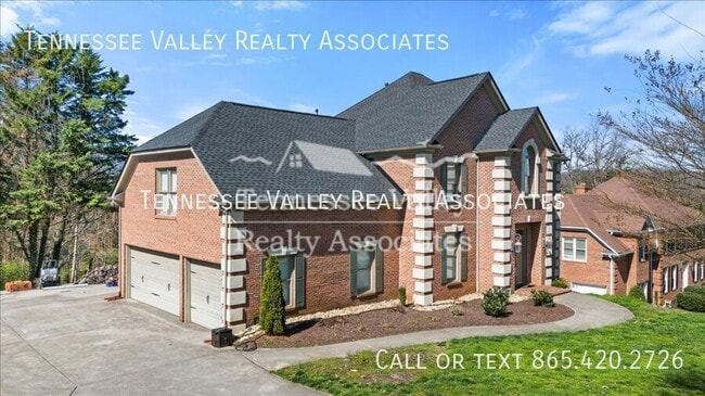 821 Foxfield Ln in Knoxville, TN - Building Photo - Building Photo