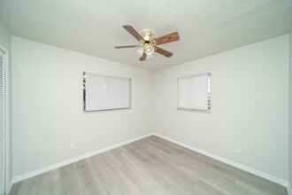 1813 NE 1st Terrace in Cape Coral, FL - Building Photo - Building Photo