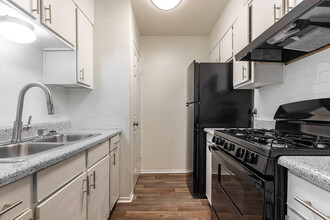 Scenic Pines Apartments in Longview, TX - Foto de edificio - Interior Photo