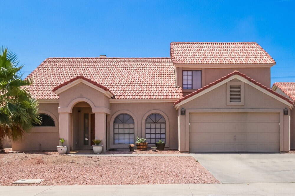 1243 E Commerce Ave in Gilbert, AZ - Foto de edificio