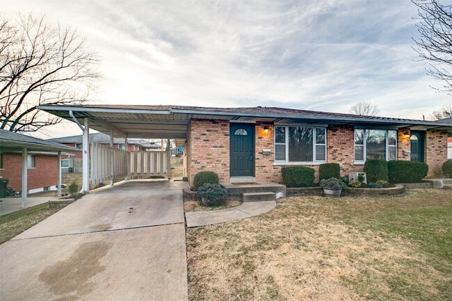 property at 10235 Jeffleigh Ln