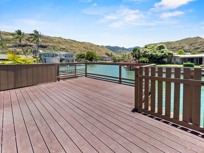 property at 6370 Hawaii Kai Dr