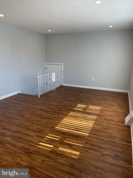 4403 Pearson Ave Photo