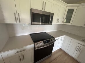 79 Mapleview Dr in Hampton, NB - Building Photo - Building Photo
