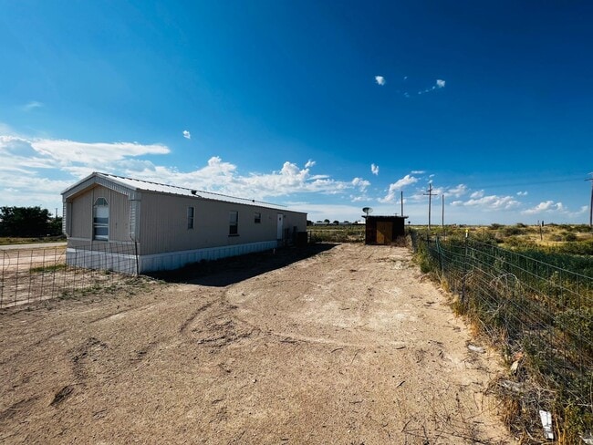 503 S Roosevelt Rd V in Portales, NM - Building Photo - Building Photo