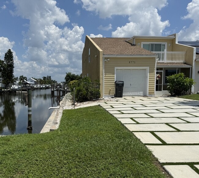 property at 8771 Bay Pointe Dr