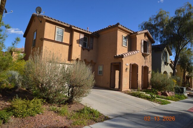 3338 Cave Primrose St in Las Vegas, NV - Building Photo - Building Photo