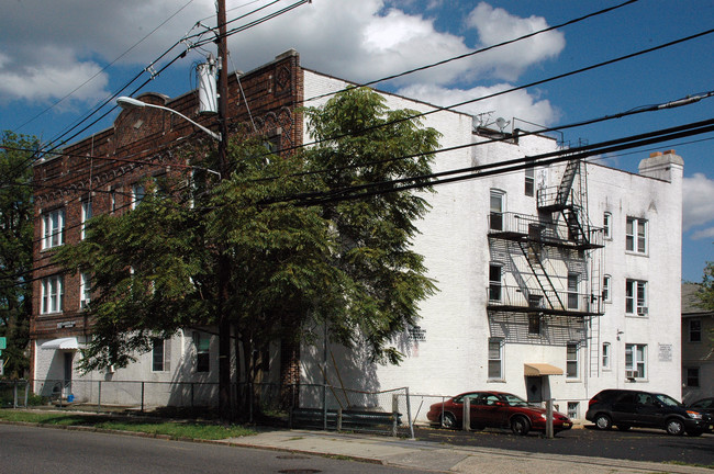 197 Lafayette Pl in Englewood, NJ - Foto de edificio - Building Photo