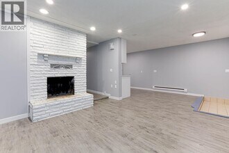 809 Duthie Ave in Burnaby, BC - Building Photo - Building Photo