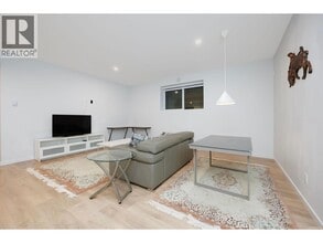 1462 Mitchell St in Coquitlam, BC - Building Photo - Building Photo