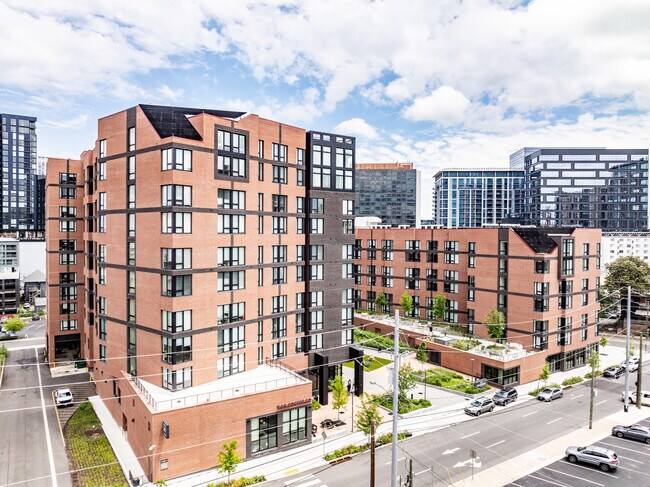 Broadview at Vanderbilt