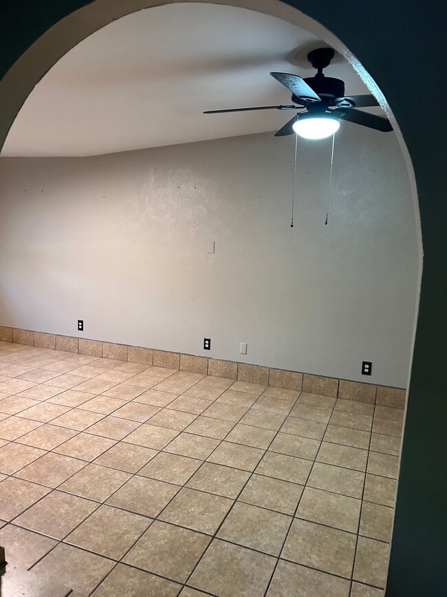2205 C. de Sueños in Las Cruces, NM - Building Photo - Building Photo