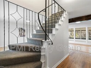 607 Castle Blvd in Akron, OH - Building Photo - Building Photo