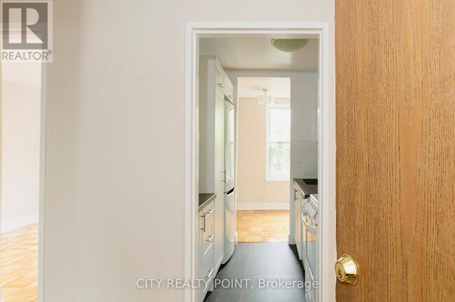 1545-1545 Bathurst St in Toronto, ON - Building Photo - Building Photo