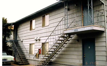 Greenback Lane Apartments in Citrus Heights, CA - Building Photo - Building Photo