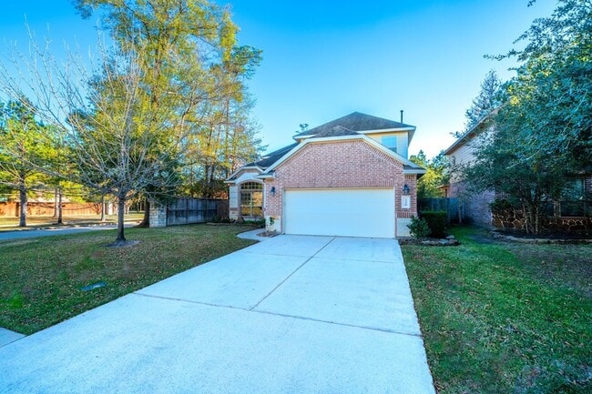 138 Magnolia Grove Ln in Conroe, TX - Foto de edificio - Building Photo