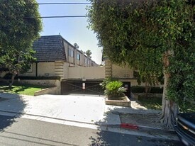 558 Evergreen St in Inglewood, CA - Building Photo