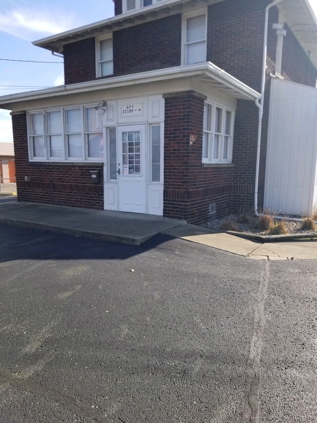 22109 Harrisburg Westville Rd Rentals in Alliance, OH