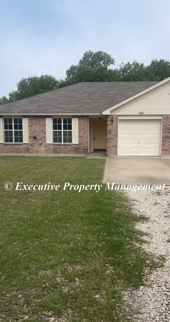property at 1140-1142 Co Rd 4804