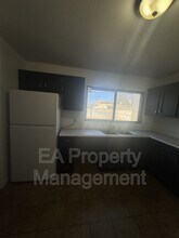 10017 Los Arboles Ave NE in Albuquerque, NM - Building Photo - Building Photo