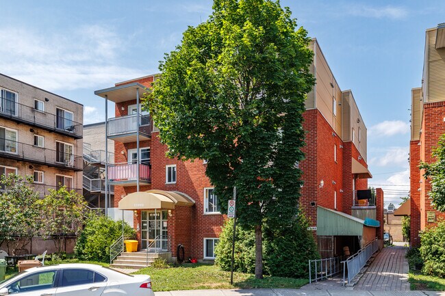 Cooperative d’Habitation Lachapelle in Montréal, QC - Building Photo - Building Photo