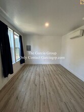 8780 SE Flavel St in Portland, OR - Building Photo - Building Photo