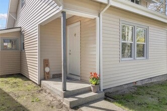 3712 S 10th St in Tacoma, WA - Building Photo - Building Photo