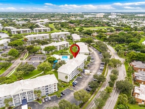 1719 Whitehall Dr in Davie, FL - Building Photo - Building Photo