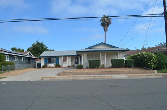 3665 Millikin Ave in San Diego, CA - Building Photo - Building Photo